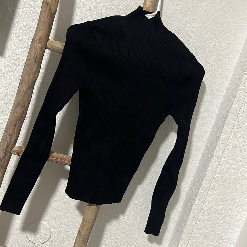 Zara black ribbed long sleeve, size M